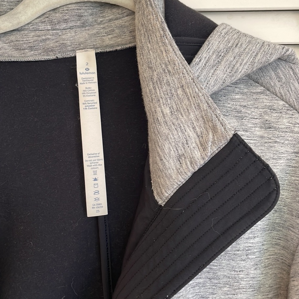 Lululemon Gray Softshell Jacket - image 3